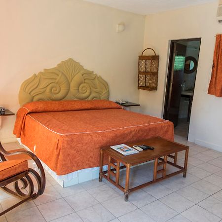 Villablanca Garden Beach Hotel Косумел Екстериор снимка